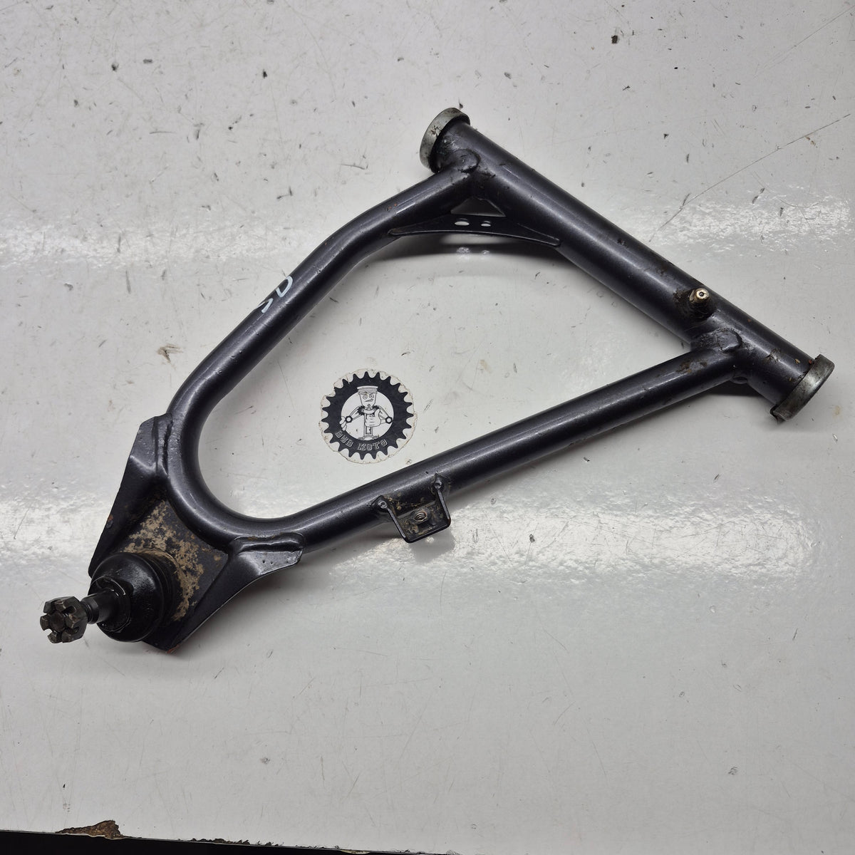 triangle supérieur droit yamaha 250 raptor