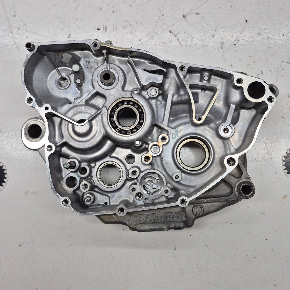 carter moteur droit kawasaki 250 kxf 2013-2