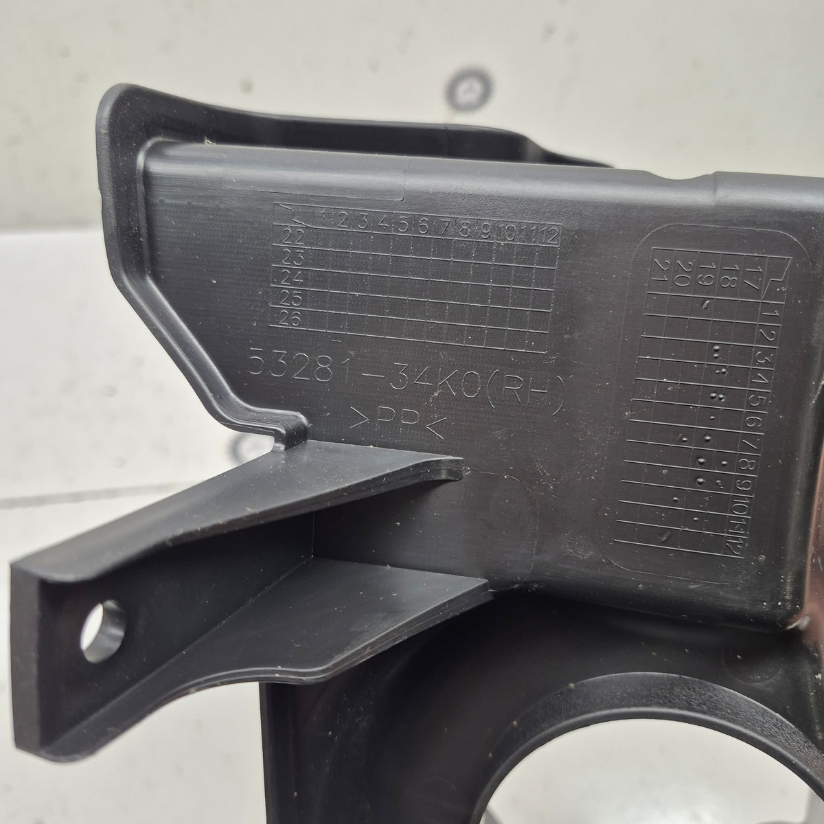 support de feux avant droit suzuki 500 750 king quad 53281-34K0-3