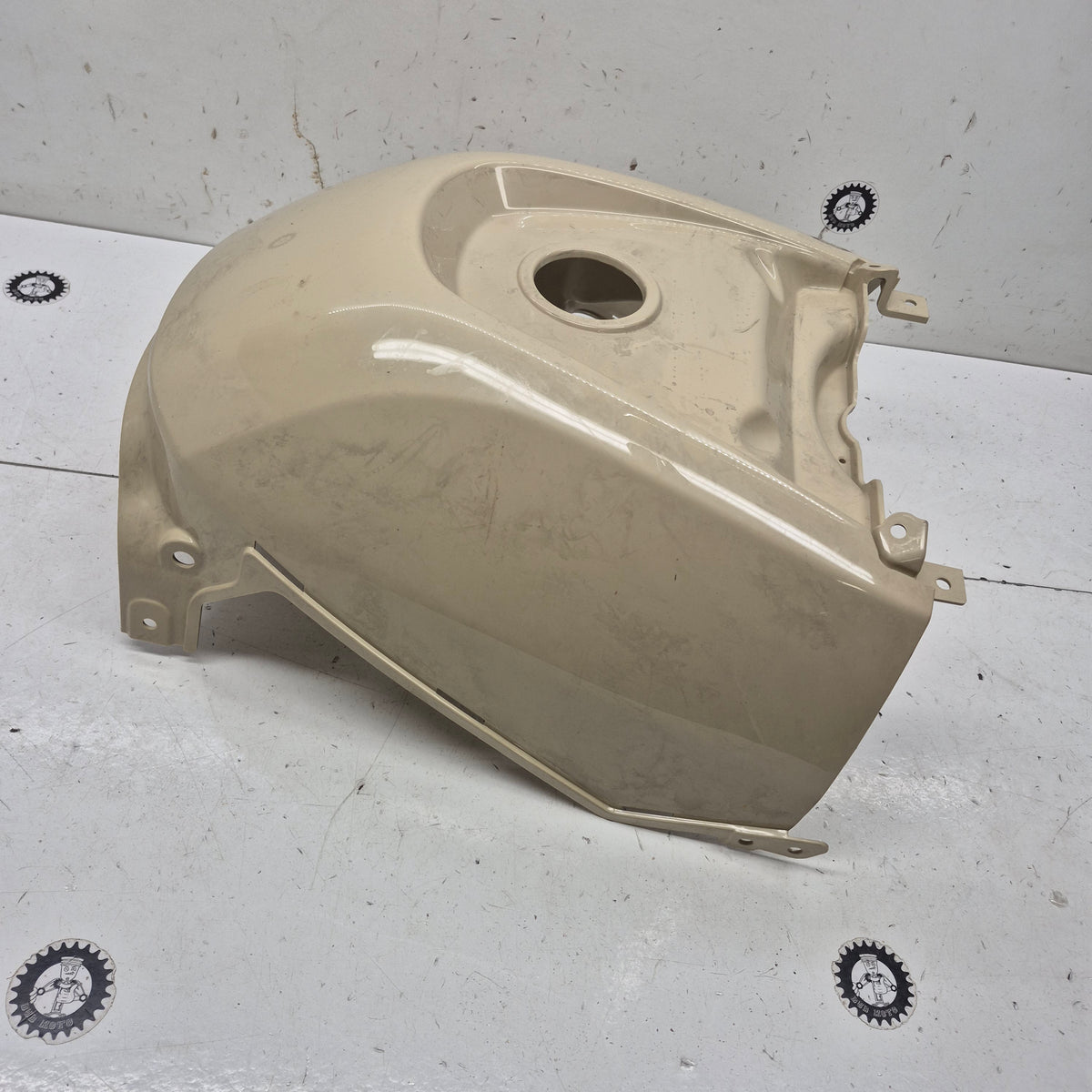 coque de réservoir kymco 550 mxu-2