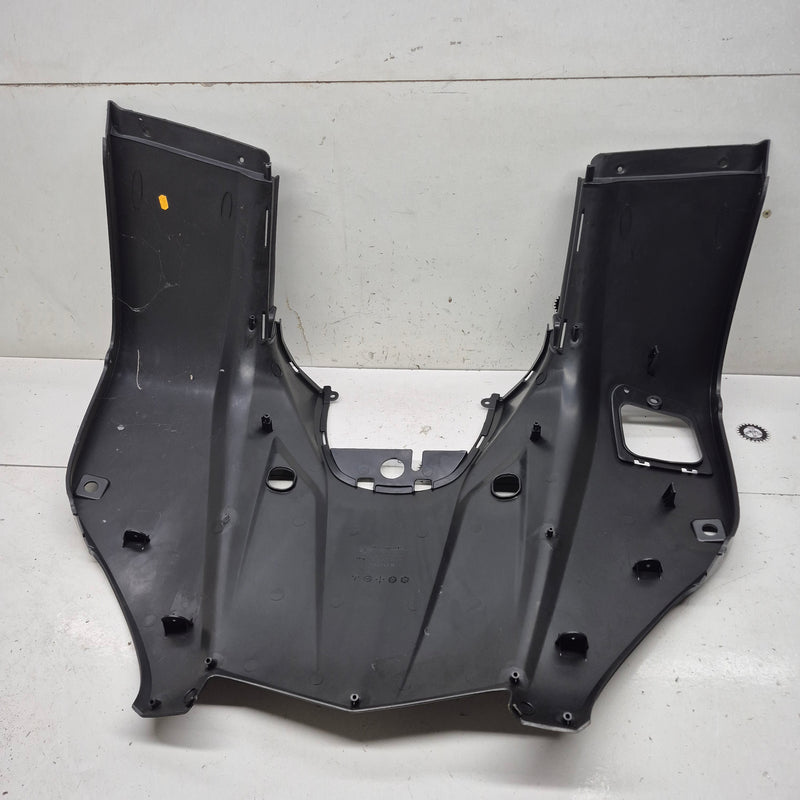 coque avant kymco 500 mxu 60100-LDB5-E000-2