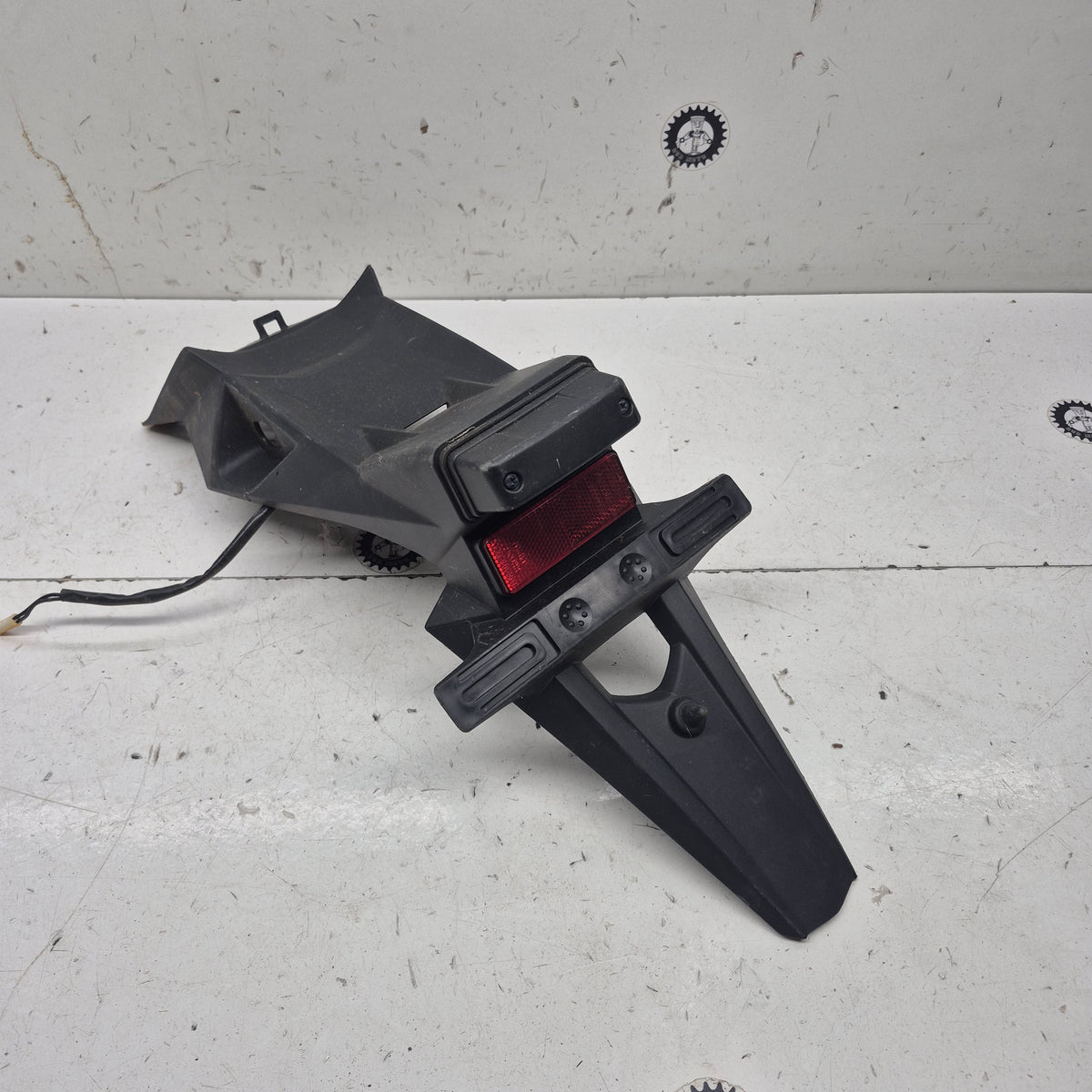 support de plaque suzuki 750 gsr 2015 6311308J00-1