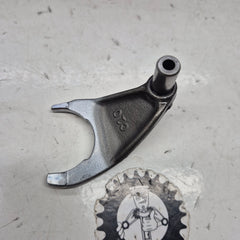 fourchette yamaha 250 yz 2004 5BE5 C10-2