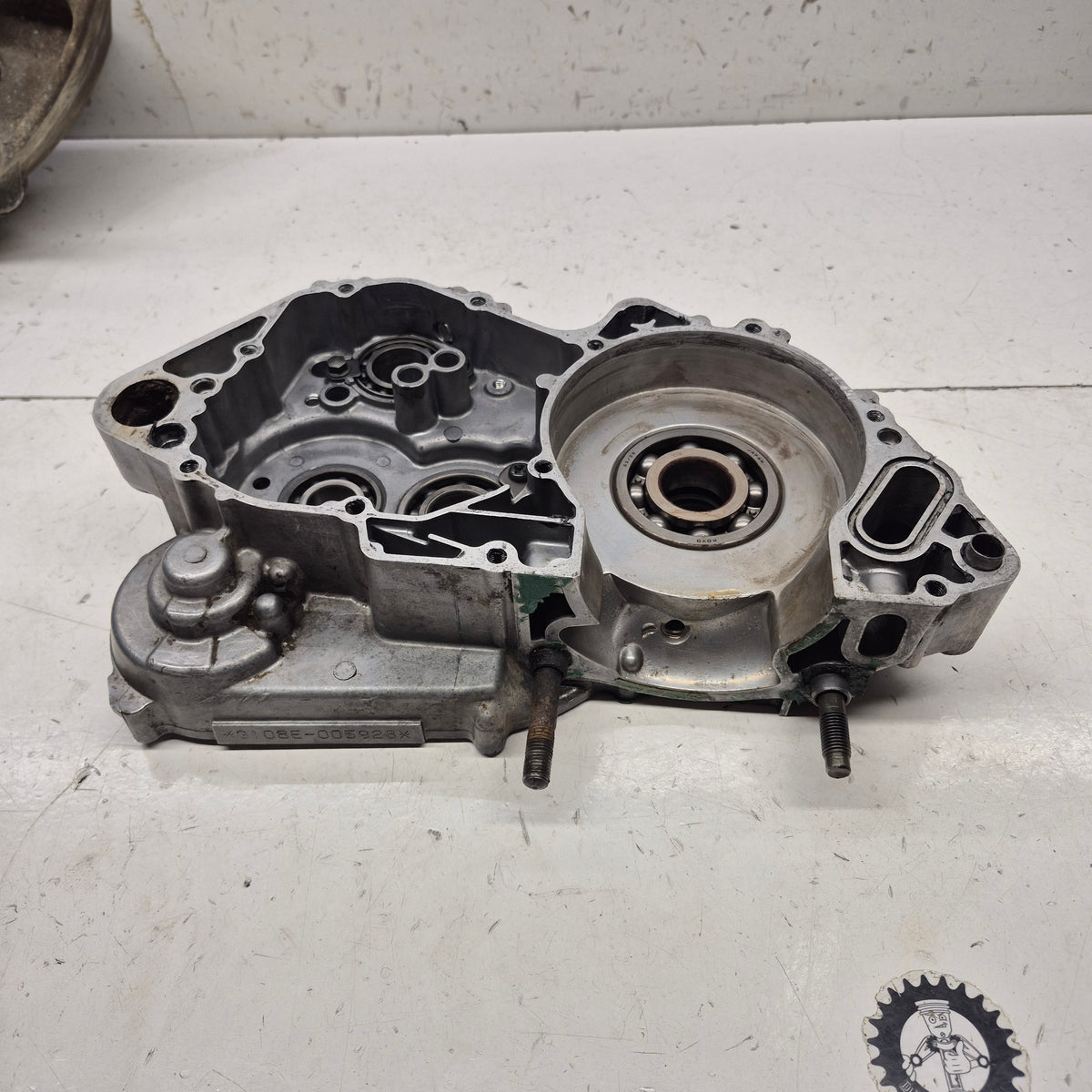 carter moteur droit yamaha 250 yz 2004 5CU01-5