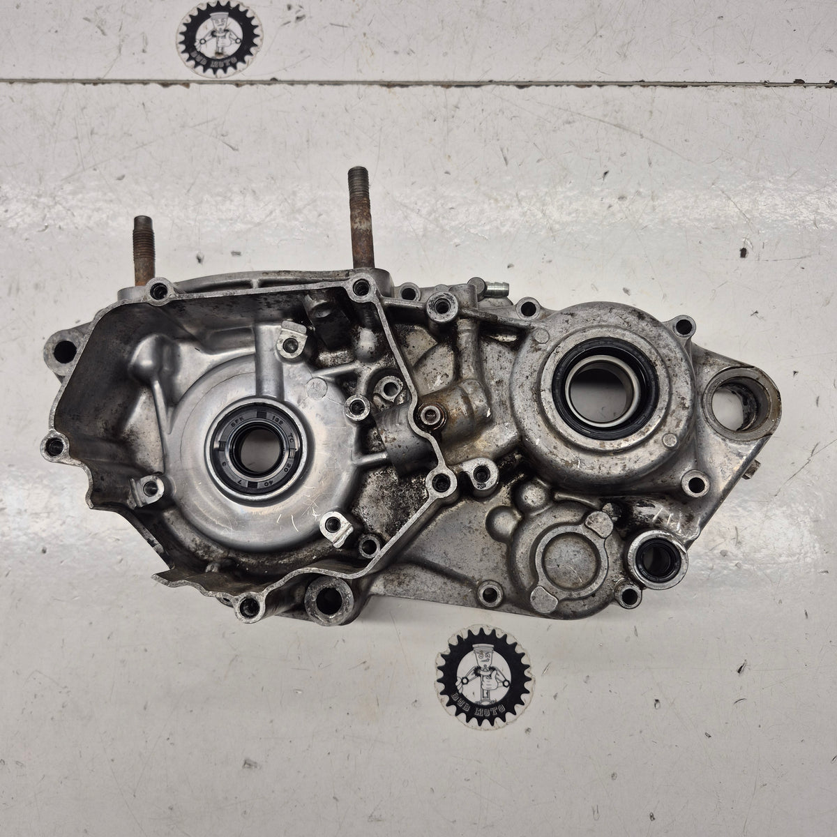 carter moteur gauche yamaha 250 yz 2004