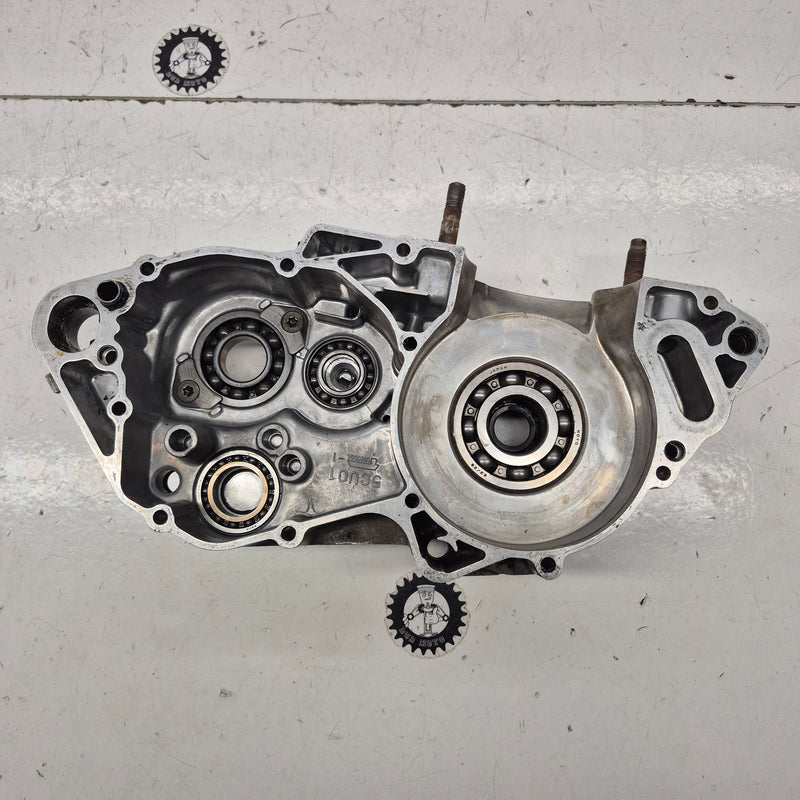 carter moteur gauche yamaha 250 yz 2004-3