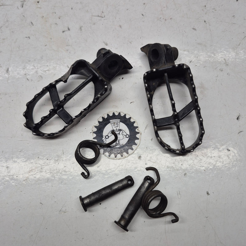 cales pieds yamaha 250 yz 2004-1
