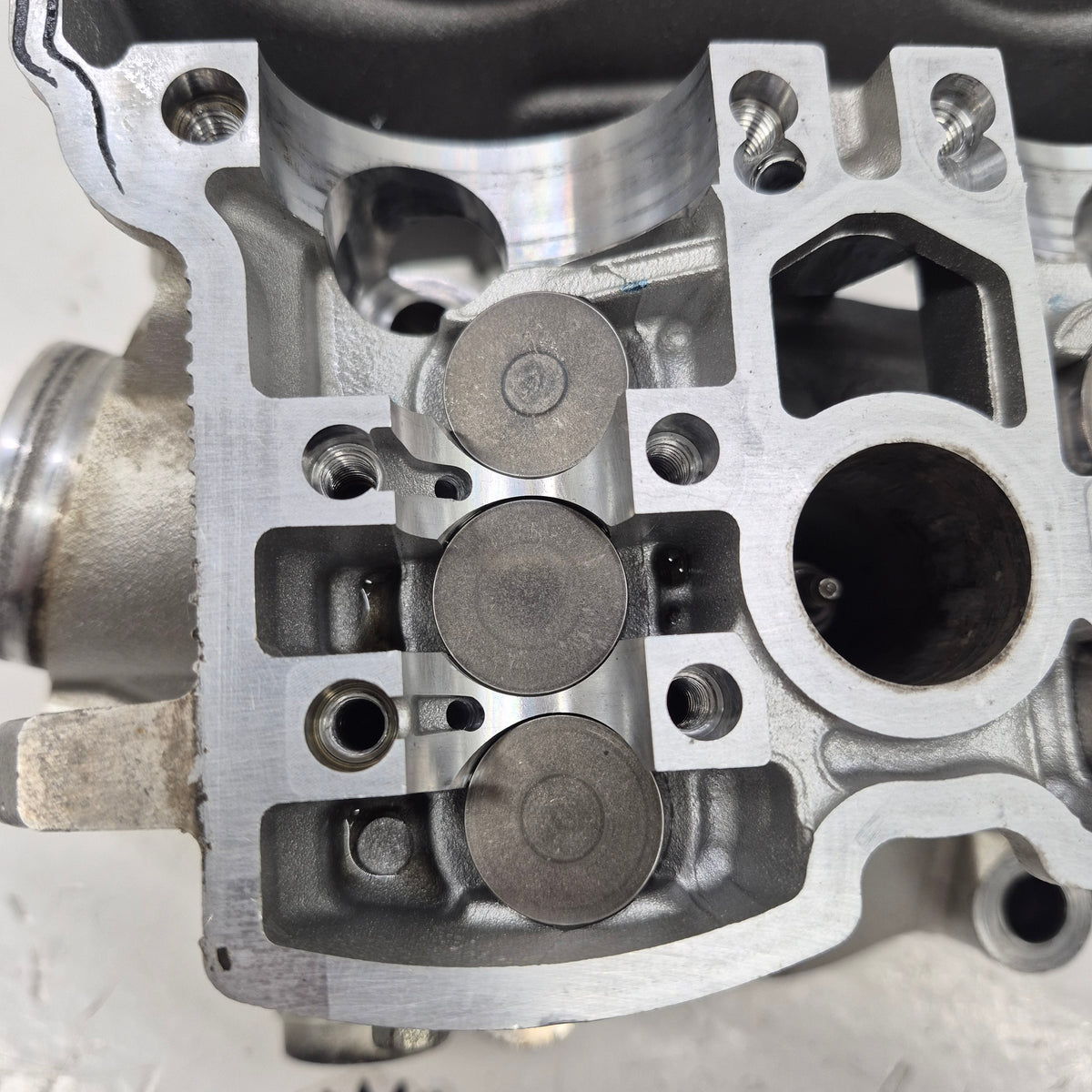 culasse  arbre a came yamaha 250 yzf 2010 17D10
