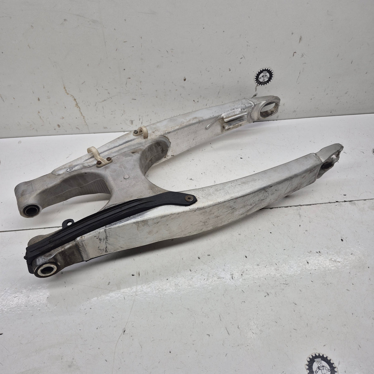 bras oscillant yamaha 250 yzf 2010 17D-2