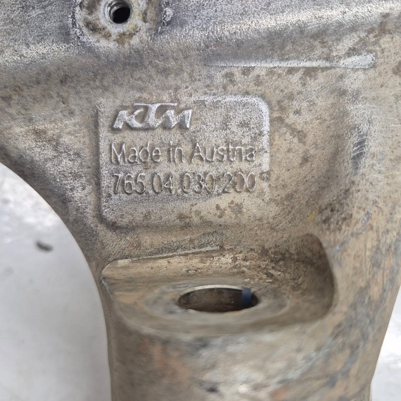 bras oscillant ktm 690 76504030200-3
