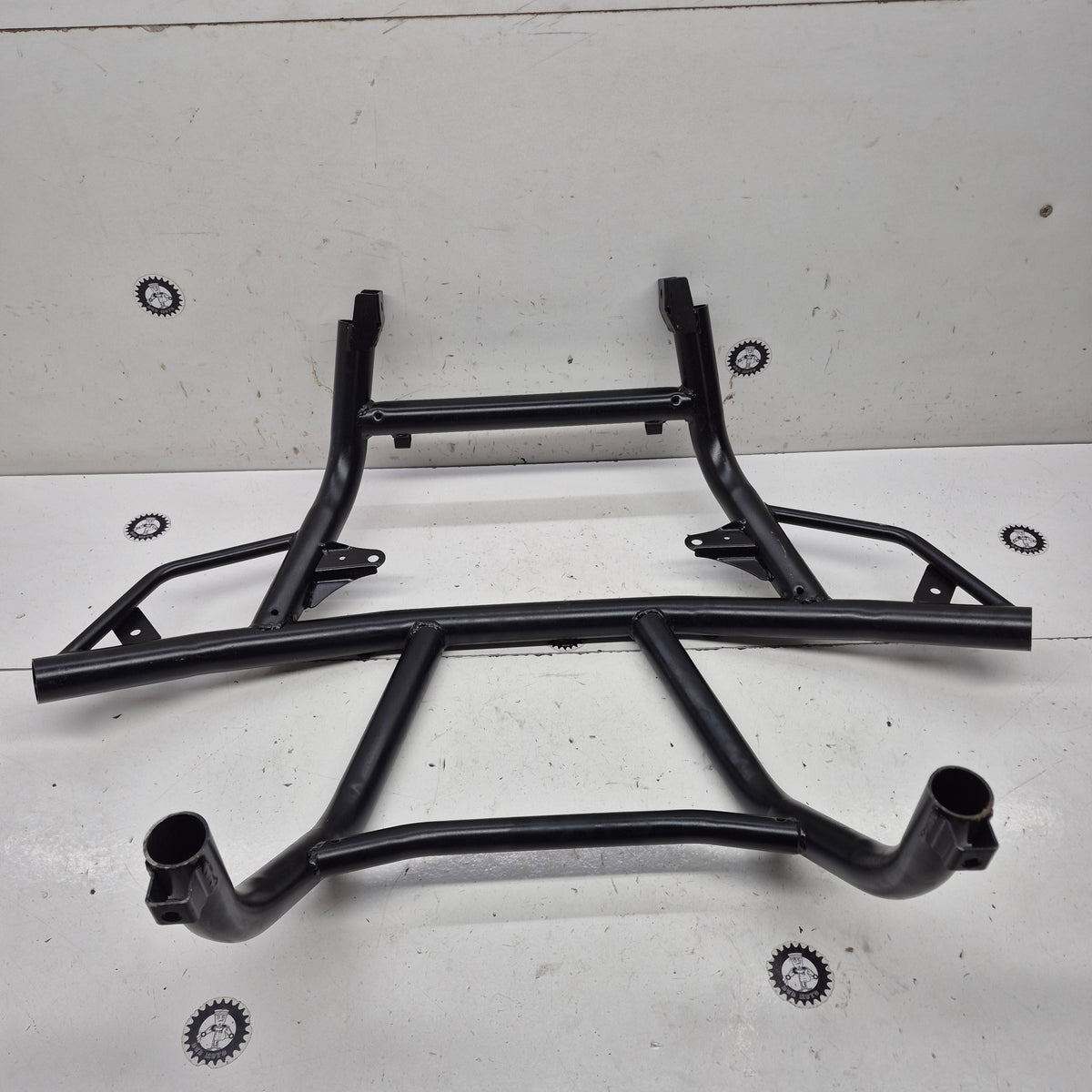 bumper neuf 600 acces motor ref:  71211A27002-2