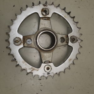 Couronne et support suzuki 450 ltr