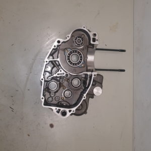 Carter moteur droit husqvarna 250 tc