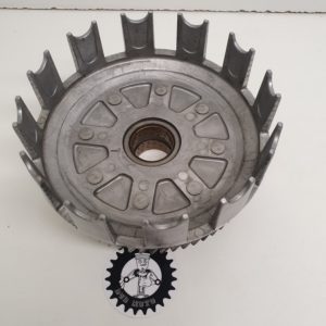 cloche embrayage suzuki 600 dr