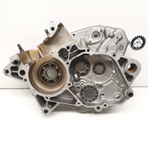 carter moteur droit suzuki 125 tsr 1989