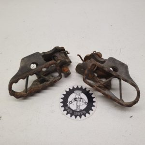 cales pieds yamaha 125 yz 43M 1984