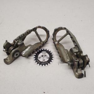 cales pieds honda 150 crf 2009