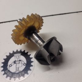 axe pompe a eau honda 125 cr 1989
