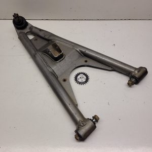 triangle inférieur droit kawasaki 700 kfx