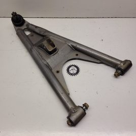 triangle inférieur droit kawasaki 700 kfx