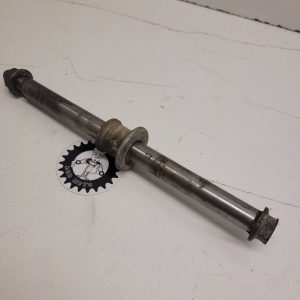 axe roue avant suzuki 250 rm 1986