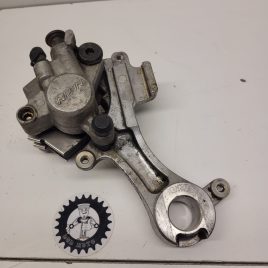 etrier arriere yamaha 450 yzf 2004