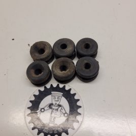 fixation plastique yamaha 350 xt 1989