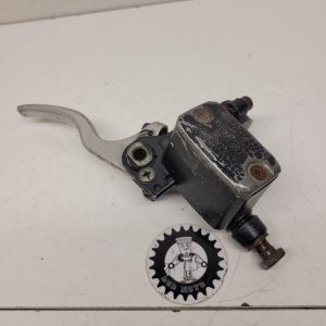 maitre cylindre ktm 125 gs 1989