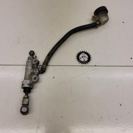 maitre cylindre yamaha 125 yz 2000