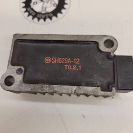 regulateur yamaha 125 tw 2000