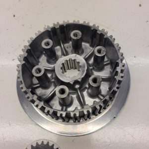 noix embrayage honda 250 cr