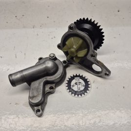 pompe a eau et carter suzuki 450 ltr
