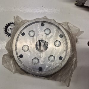 volant magnetique neuf kymco 500 550 mxu 31110-LKA8-E00