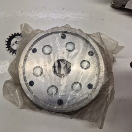 volant magnetique neuf kymco 500 550 mxu 31110-LKA8-E00
