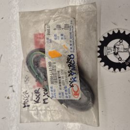 contacteur feux stop neuf kymco 50 90 150 mxu maxxer kxr 35350-LLB1-900