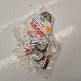 cache poussiere neuf x4 kymco 500-700 mxu maxxer 52144-PWB1-900
