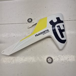 plastique husqvarna 250.08.051.000