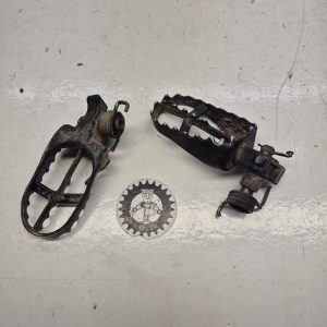 cales pieds yamaha 250 yz 2004