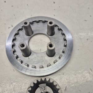 noix embrayage honda 80 cr