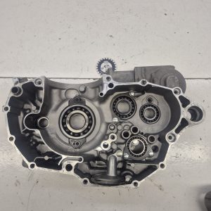 carter moteur droit yamaha 450 yzf 07-09 2S200