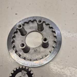 noix embrayage honda 80 cr 2001