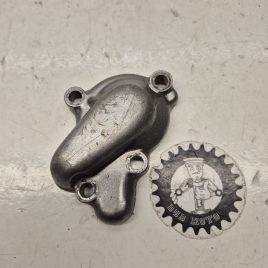 carter pompe a eau honda 80 cr 2001