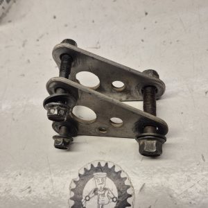 support moteur yamaha 250 yz 1996