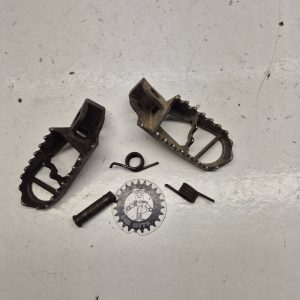 cales pieds suzuki 85 rm