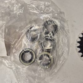 jooint vis couvre culasse X5 kawasaki gpx gpz zzr  92055-1352